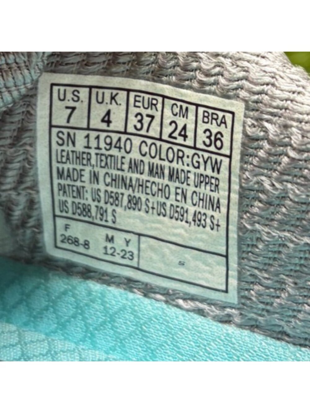 Skechers D'Lites Resilient Womens Size 7 Gray White Athletic Slip On Mule Shoes - Picture 9 of 9